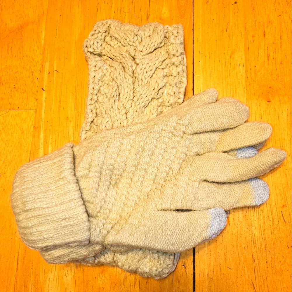 Cable Knit Headband & Touch Screen Knit Gloves🧤🧣